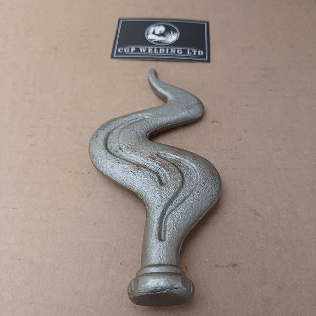 Solid Cast Steel Weldable Flame Railhead Finial