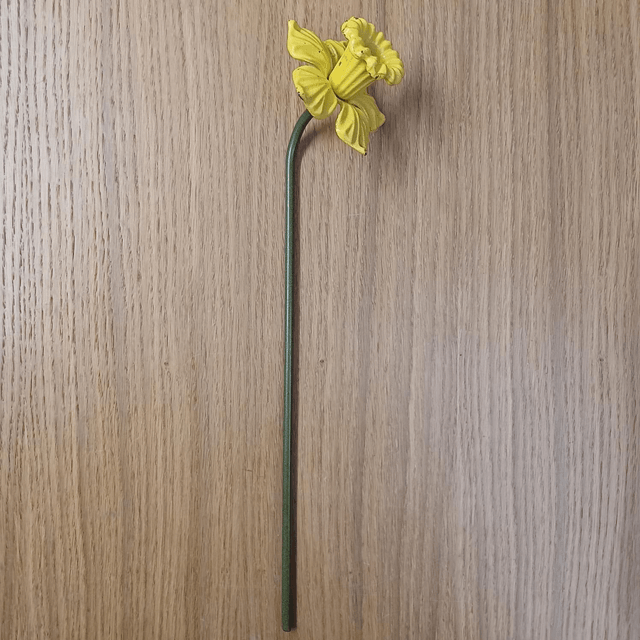 DAMAGED & DISCOUNTED Daffodil Garden Stake 