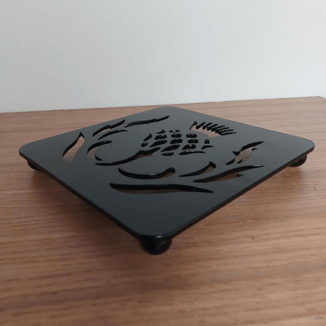Thistle Trivet