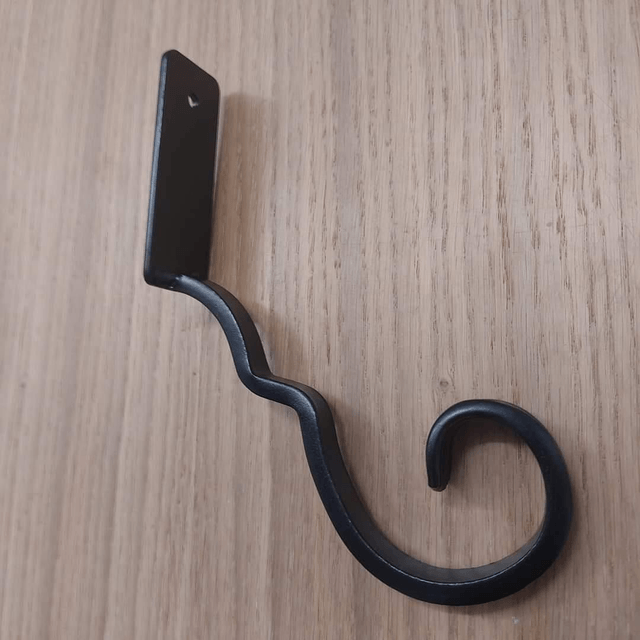 Bird Feeder Hanger